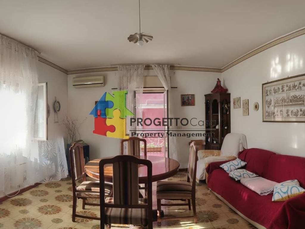 appartamento in vendita a Giardini-Naxos