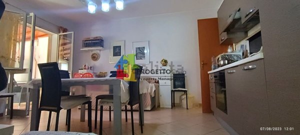 appartamento in vendita a Giardini-Naxos