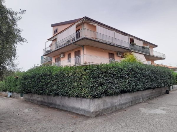 appartamento in vendita a Giardini-Naxos