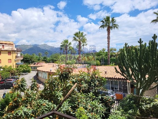 appartamento in vendita a Giardini-Naxos