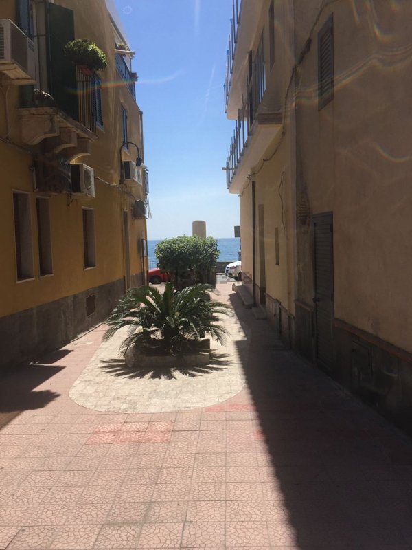 appartamento in vendita a Giardini-Naxos