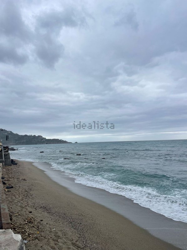 appartamento in vendita a Giardini-Naxos