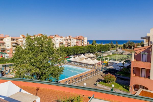 appartamento in vendita a Giardini-Naxos