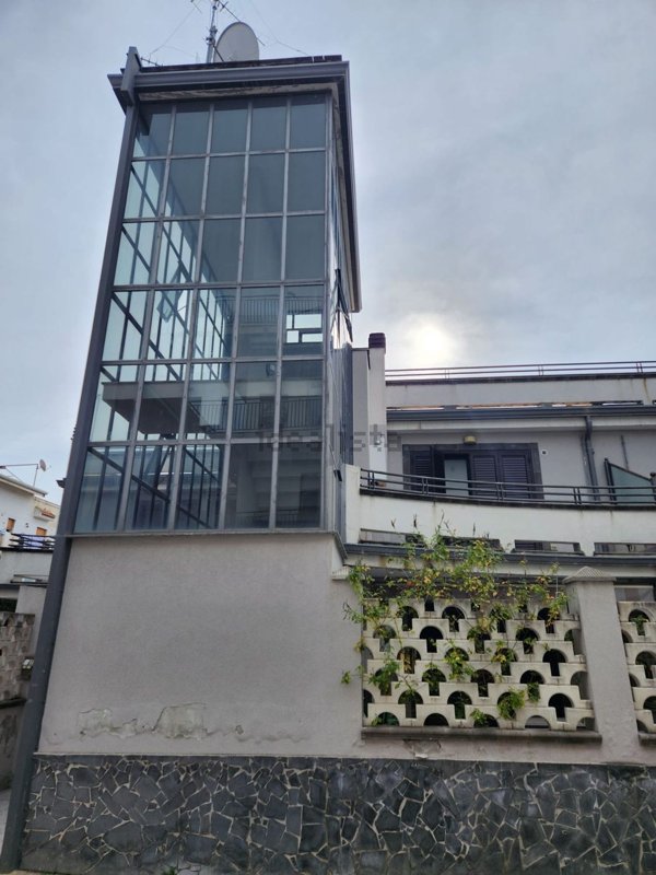 appartamento in vendita a Giardini-Naxos