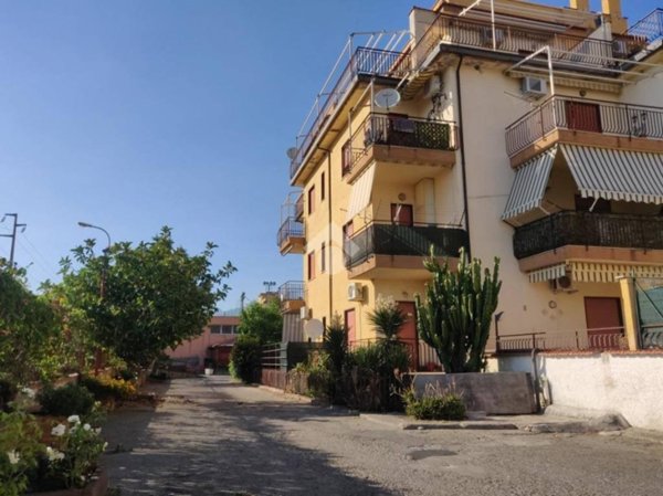 appartamento in vendita a Giardini-Naxos