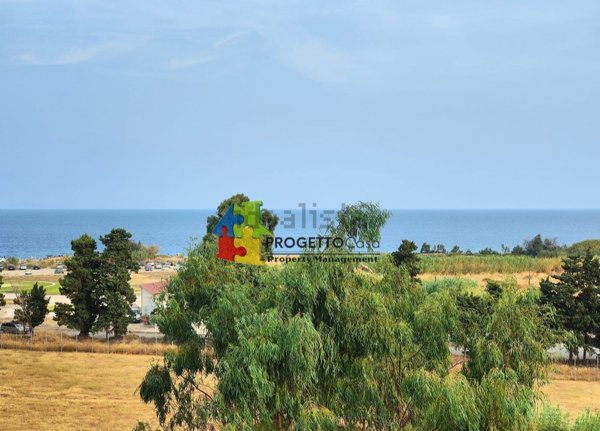 appartamento in vendita a Giardini-Naxos
