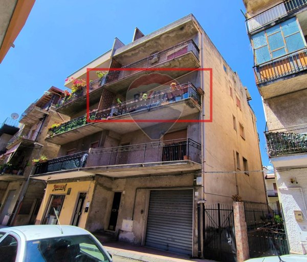 appartamento in vendita a Giardini-Naxos