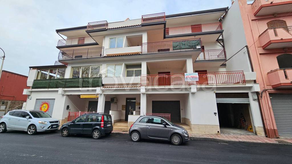 appartamento in vendita a Giardini-Naxos