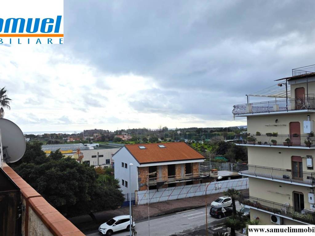 appartamento in vendita a Giardini-Naxos