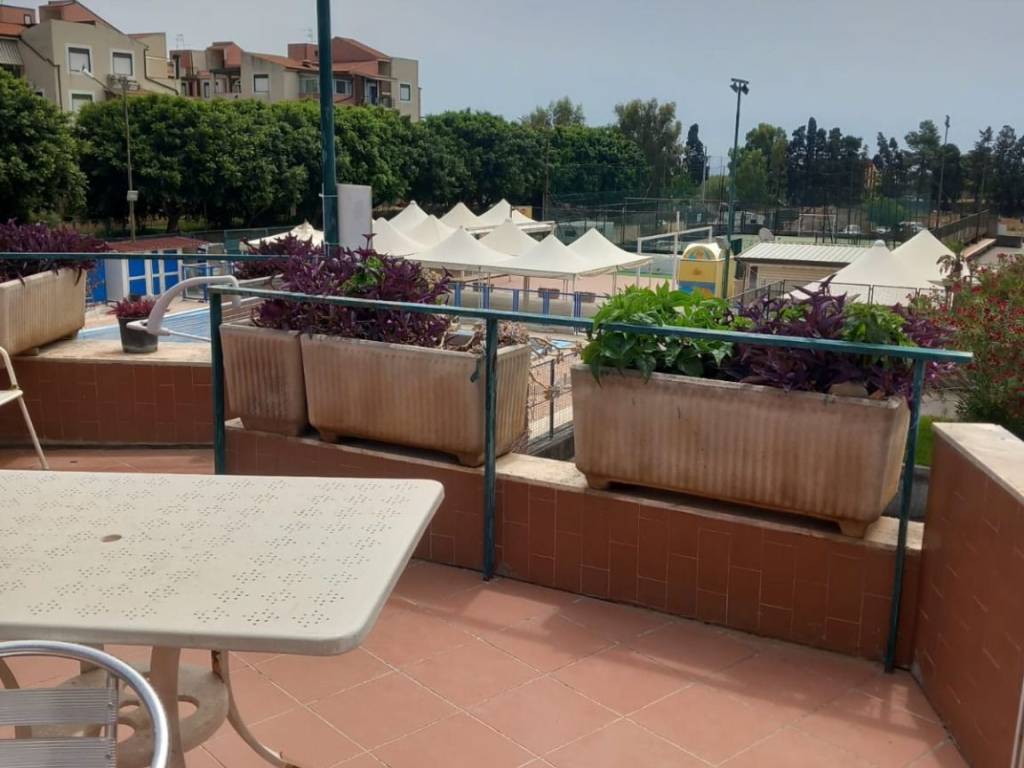 appartamento in vendita a Giardini-Naxos