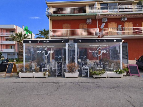 negozio in vendita a Giardini-Naxos