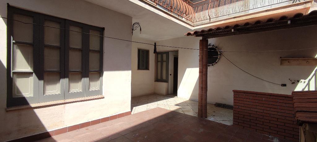 appartamento in vendita a Giardini-Naxos