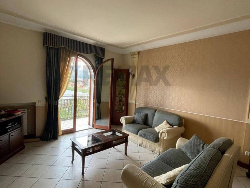 appartamento in vendita a Giardini-Naxos