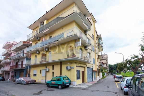 appartamento in vendita a Giardini-Naxos