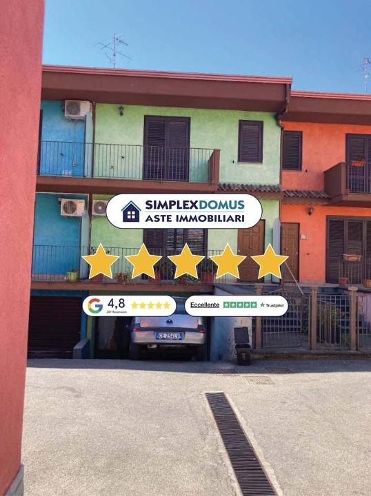 casa indipendente in vendita a Giardini-Naxos