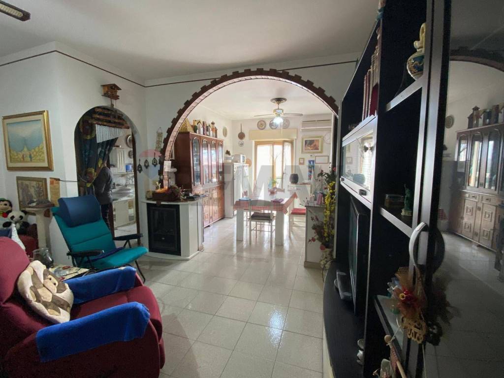 appartamento in vendita a Giardini-Naxos