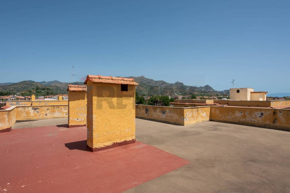 appartamento in vendita a Giardini-Naxos