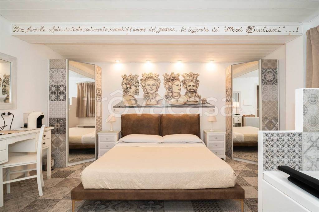 appartamento in vendita a Giardini-Naxos