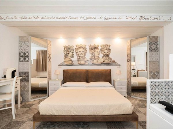 appartamento in vendita a Giardini-Naxos