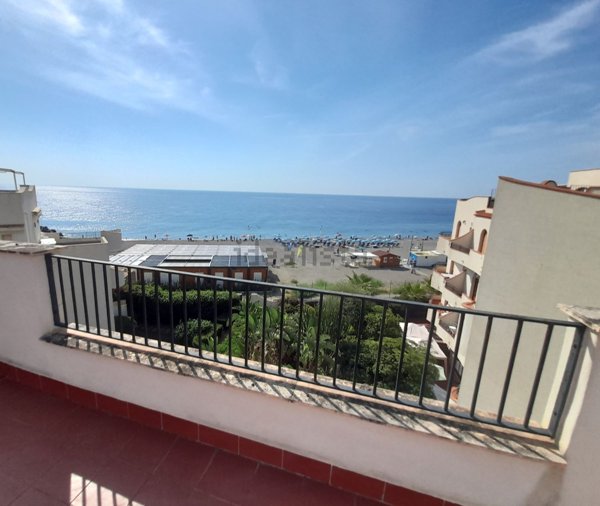 appartamento in vendita a Giardini-Naxos