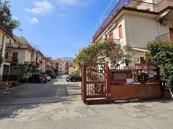 appartamento in vendita a Giardini-Naxos