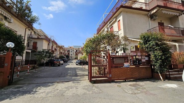 appartamento in vendita a Giardini-Naxos