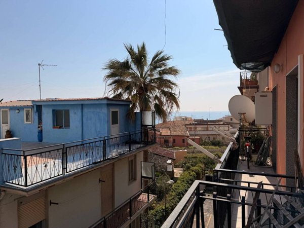 appartamento in vendita a Giardini-Naxos