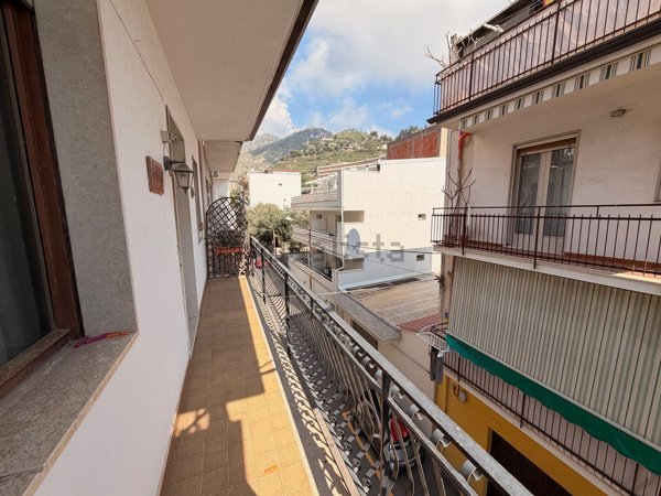 appartamento in vendita a Giardini-Naxos