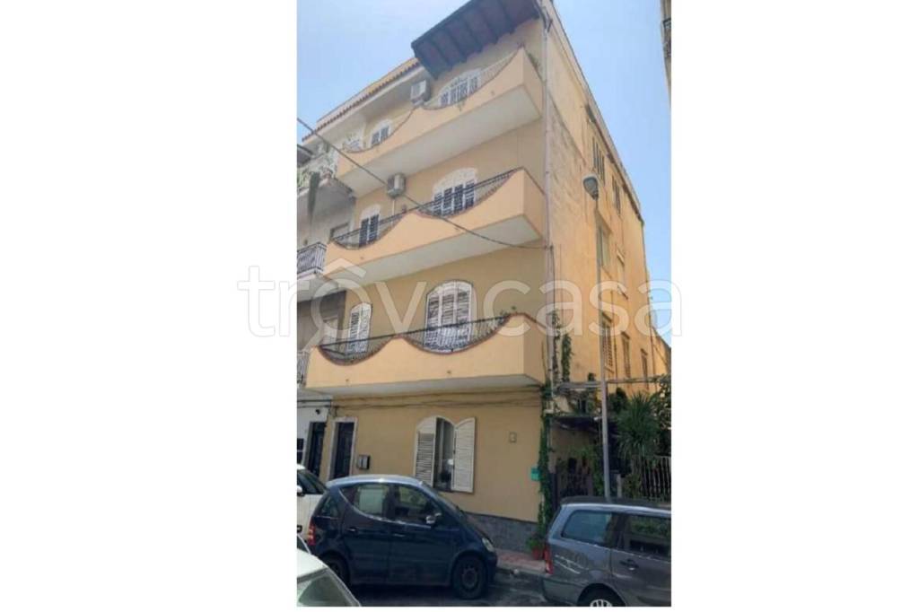 appartamento in vendita a Giardini-Naxos