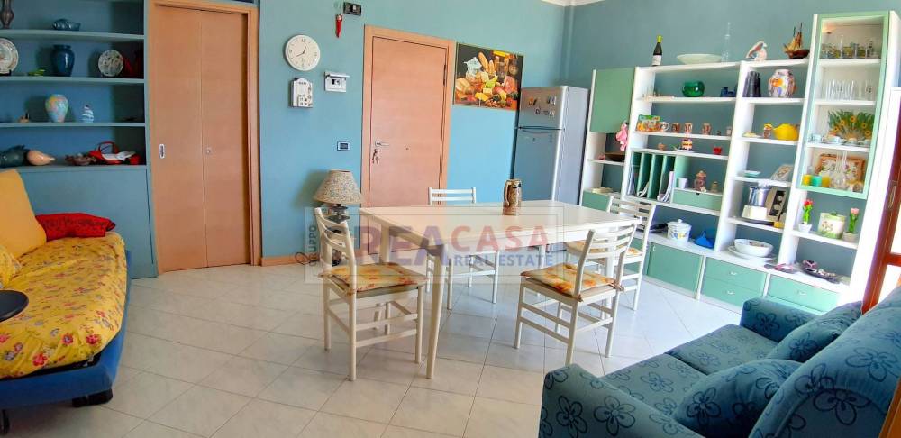 appartamento in vendita a Giardini-Naxos