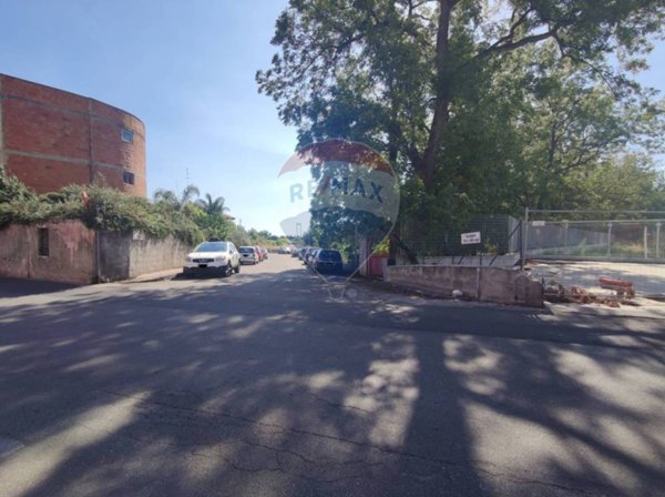 terreno edificabile in vendita a Giardini-Naxos