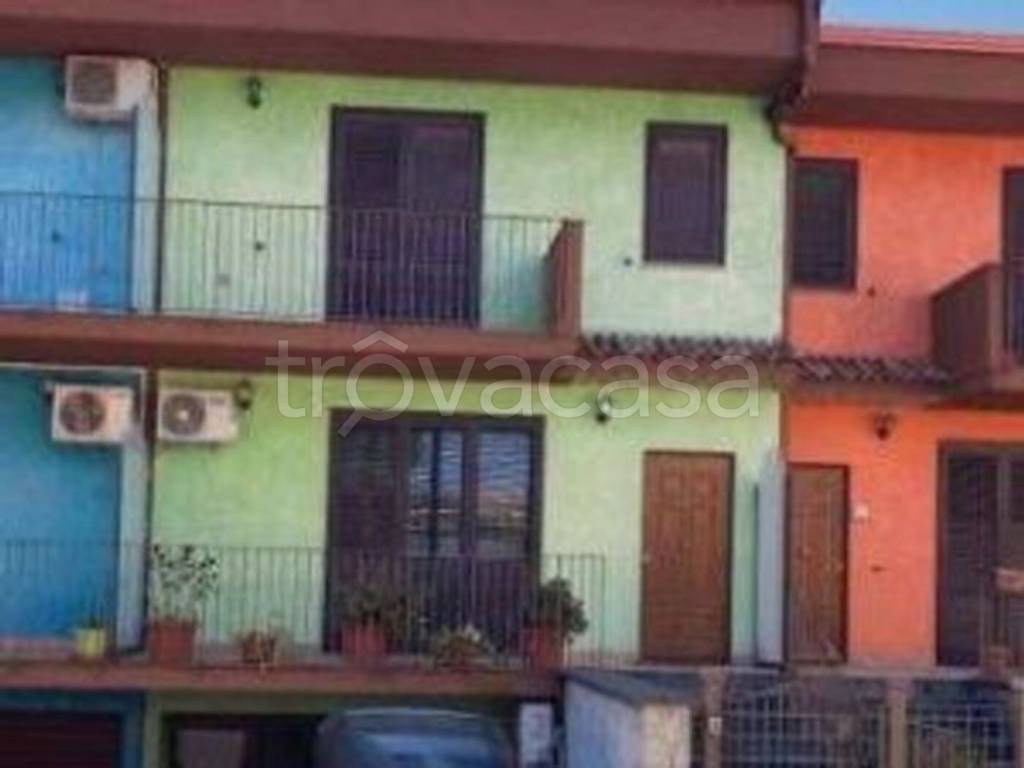 casa indipendente in vendita a Giardini-Naxos
