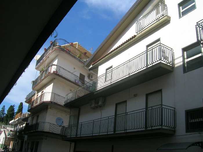 appartamento in vendita a Giardini-Naxos