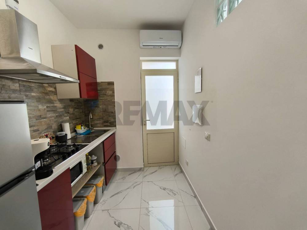 appartamento in vendita a Giardini-Naxos