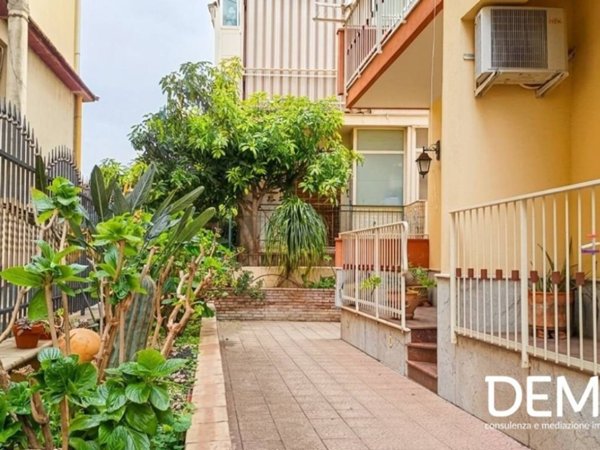 appartamento in vendita a Giardini-Naxos