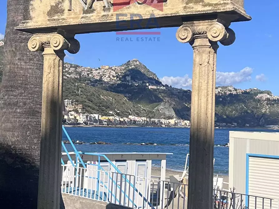 casa indipendente in vendita a Giardini-Naxos