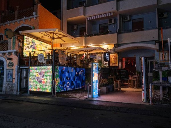 negozio in vendita a Giardini-Naxos