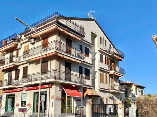 appartamento in vendita a Giardini-Naxos