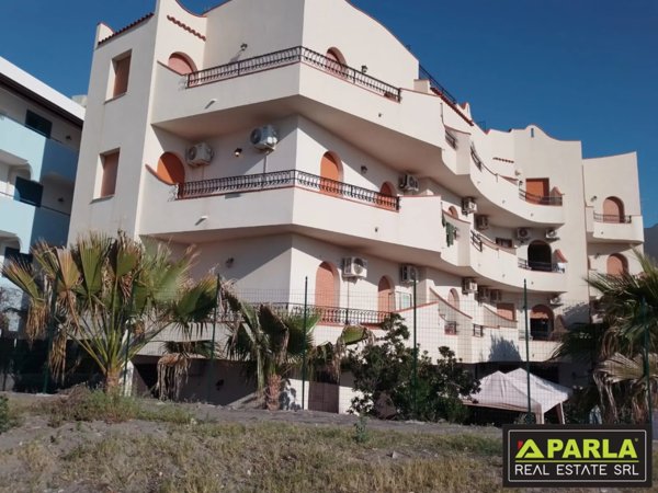 appartamento in vendita a Giardini-Naxos