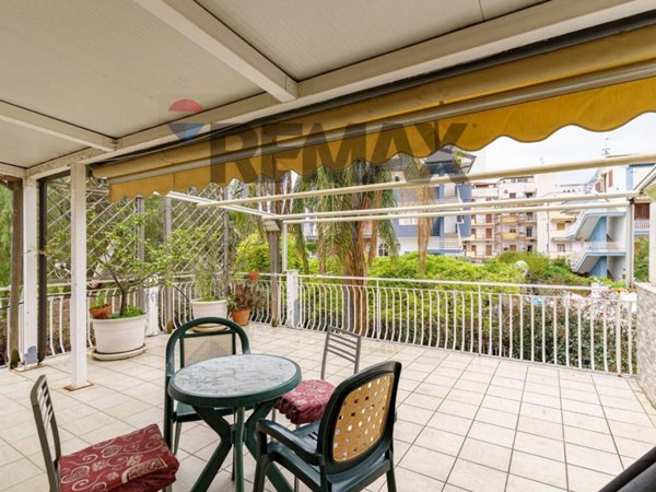 appartamento in vendita a Giardini-Naxos
