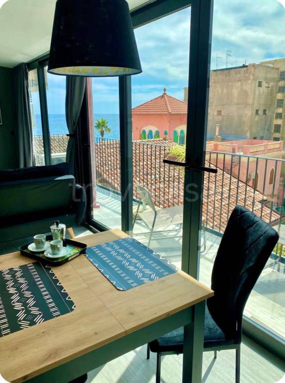casa indipendente in vendita a Giardini-Naxos