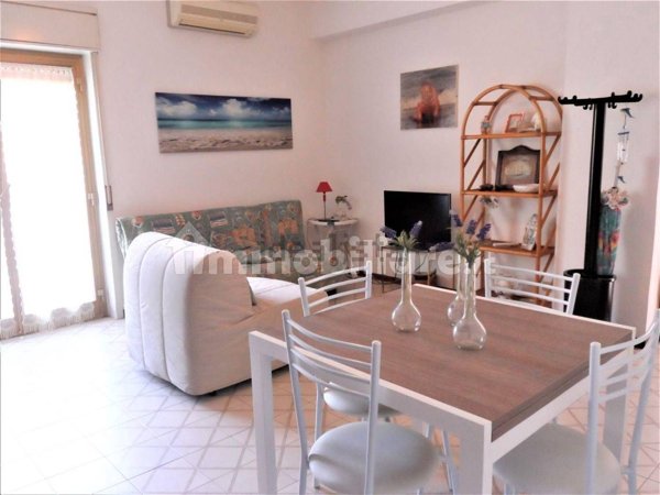 appartamento in vendita a Giardini-Naxos