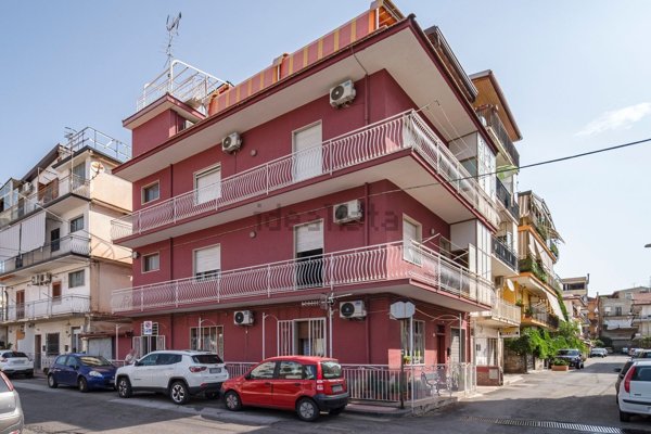 appartamento in vendita a Giardini-Naxos