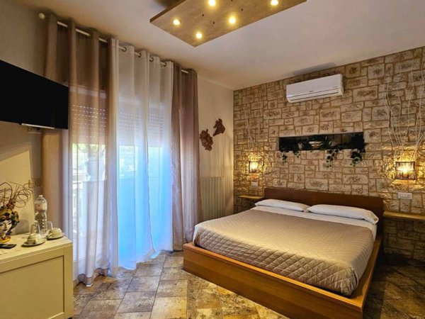 appartamento in vendita a Giardini-Naxos