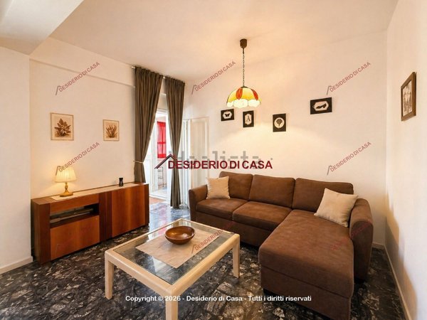 appartamento in vendita a Giardini-Naxos