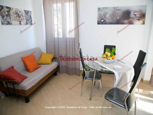 appartamento in vendita a Giardini-Naxos