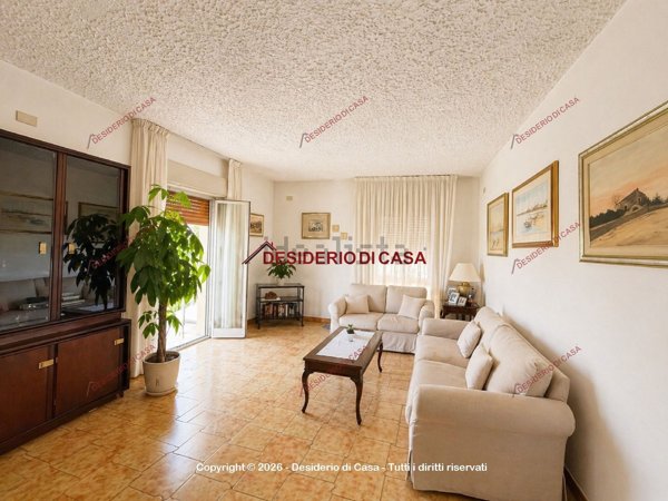 appartamento in vendita a Giardini-Naxos
