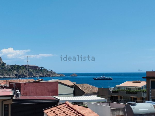 appartamento in vendita a Giardini-Naxos