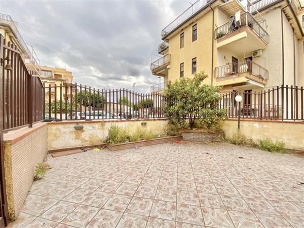 appartamento in vendita a Giardini-Naxos