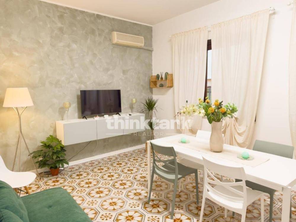 appartamento in vendita a Giardini-Naxos